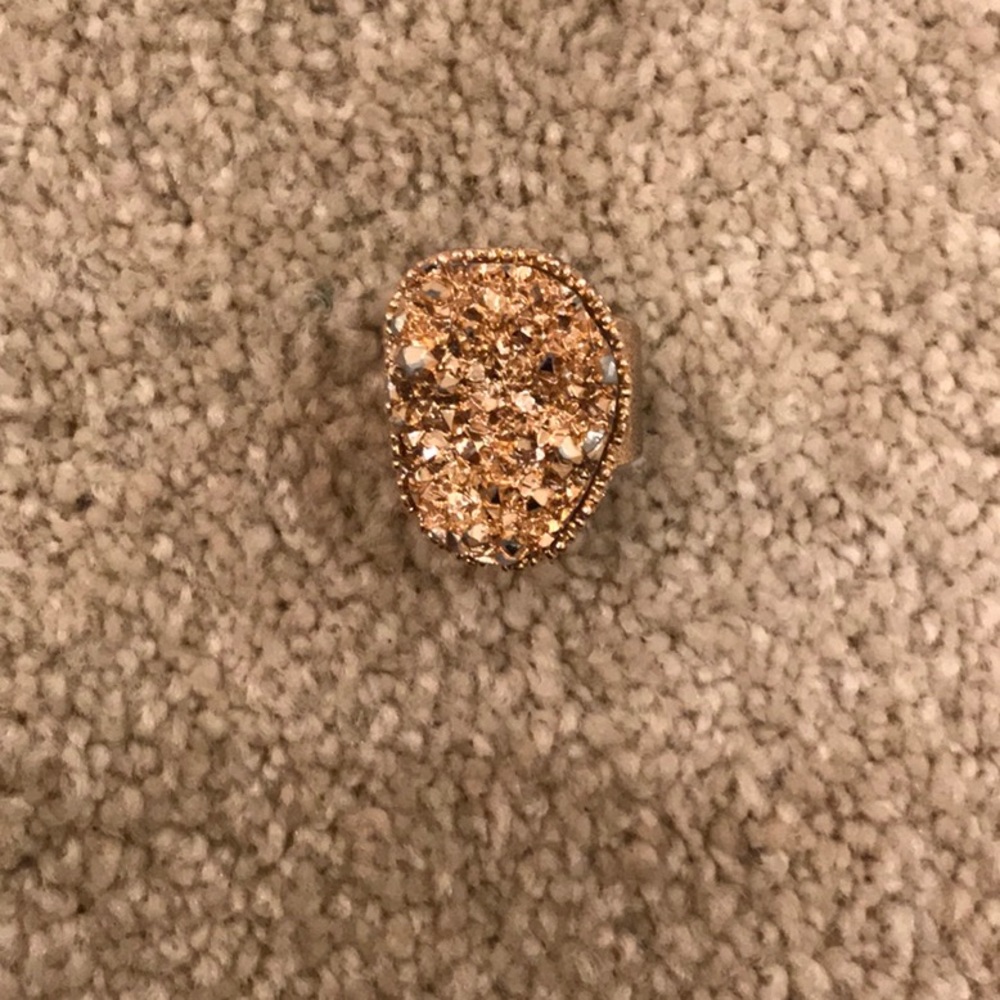 Cut rock adjustable ring